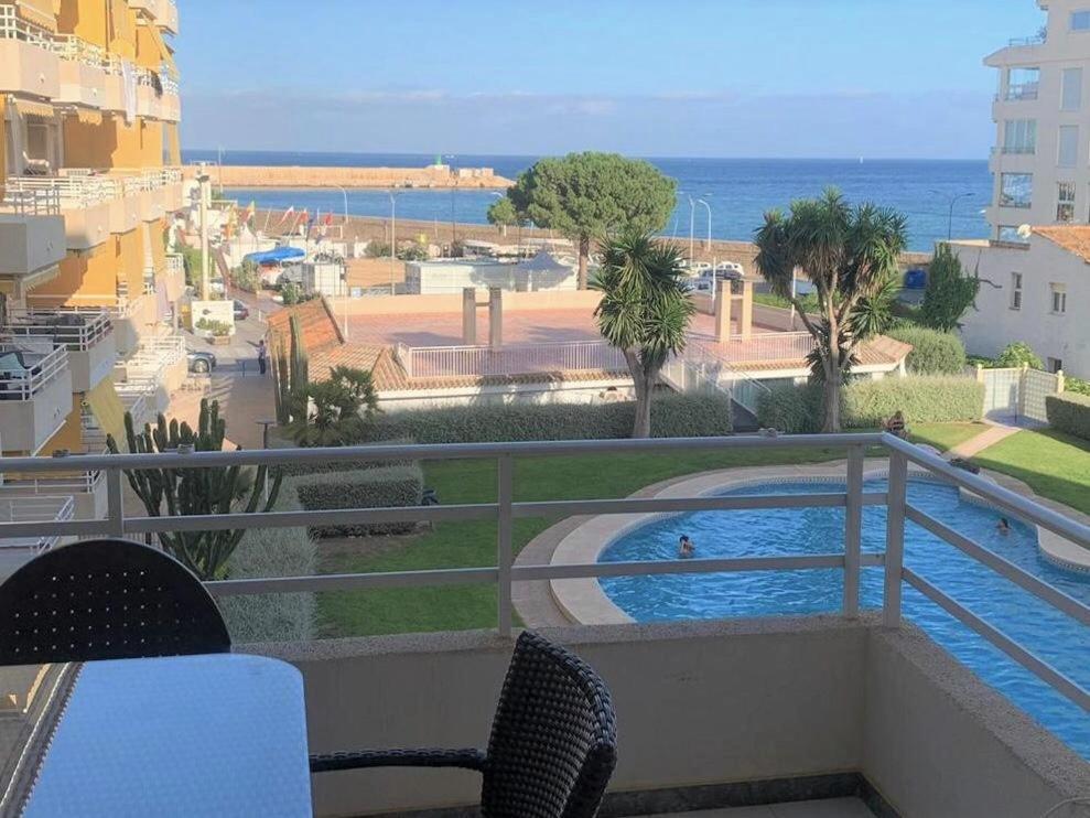 Acogedor Apartamento Frente Al Mar Con Piscina 알테아 외부 사진